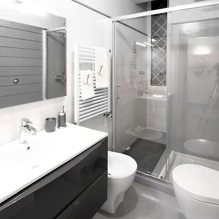 Luxury Apartment For 10 Central Vaticano S'Peter Basilica Aircond Netflix - Sky Wifi *