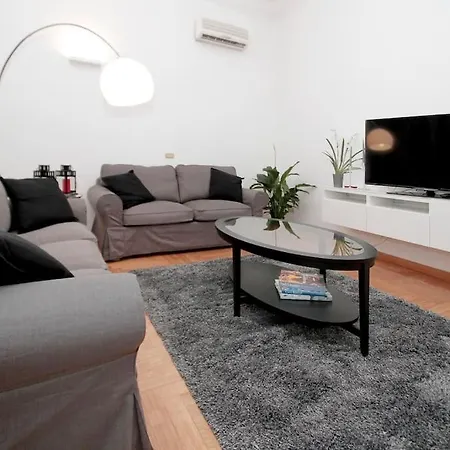 Luxury Apartment For 10 Central Vaticano S'Peter Basilica Aircond Netflix - Sky Wifi Apartamento Roma