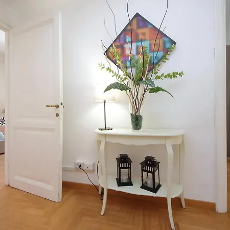 Luxury Apartment For 10 Central Vaticano S'Peter Basilica Aircond Netflix - Sky Wifi Roma