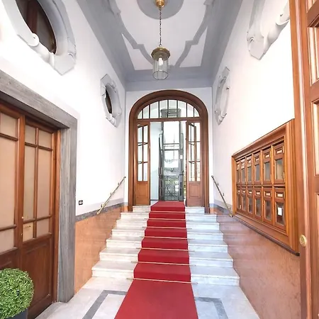 아파트 Luxury For 10 Vaticano S'peter Basilica Aircond Netflix - Sky Wifi
