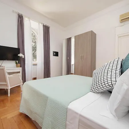 公寓 Luxury For 10 Vaticano S'peter Basilica Aircond Netflix - Sky Wifi